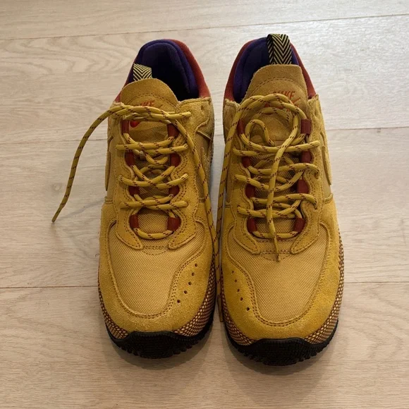 Nike Men's Yellow and Black Sneakers - Picture 1 of 3